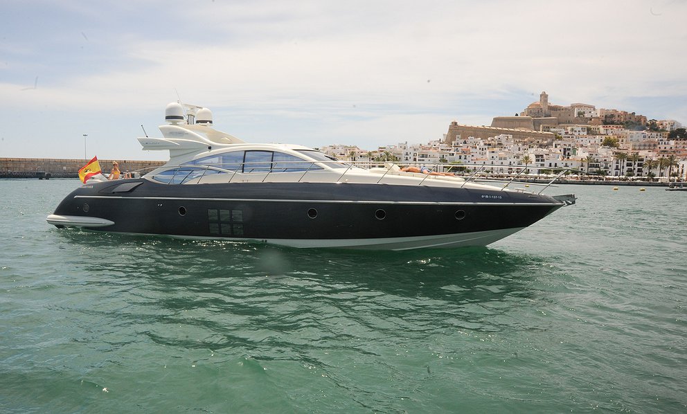 AZIMUT 68 di Lizard Boats a Ibiza