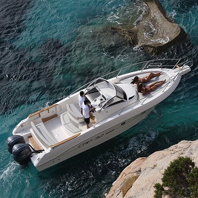 CAPELLI 32 of Lizard Boats in Ibiza