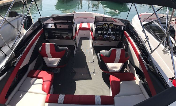 GLASTRON GTS 225 di Lizard Boats a Ibiza