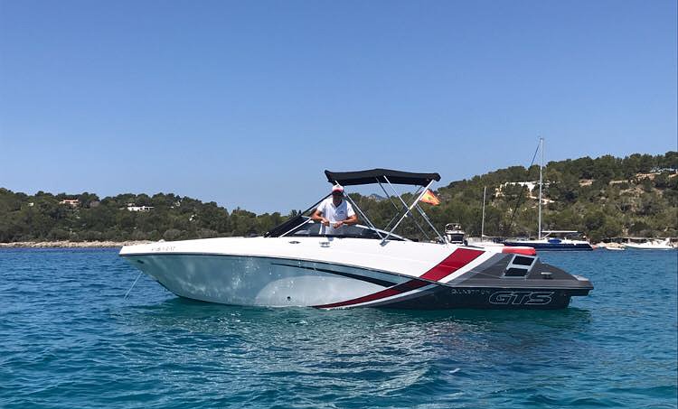 GLASTRON GTS 245 di Lizard Boats a Ibiza