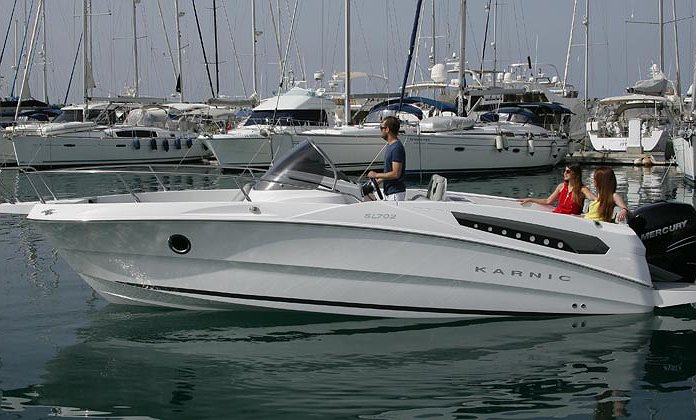 KARNIC SL 702 di Lizard Boats a Ibiza