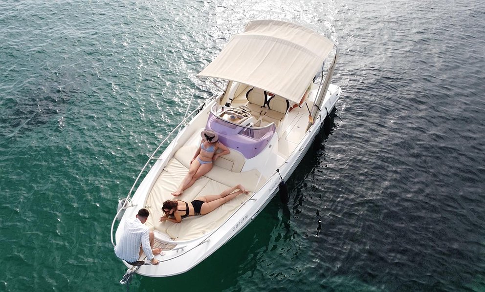 SESSA 27 de Lizard Boats en Ibiza