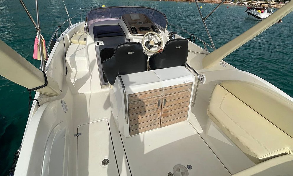 SESSA 27 de Lizard Boats en Ibiza
