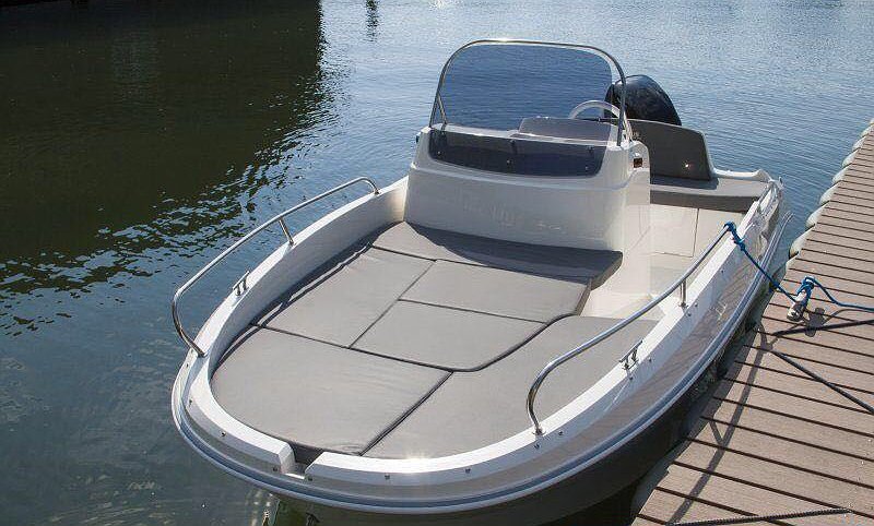 REMUS 450 of Lizard Boats in Ibiza