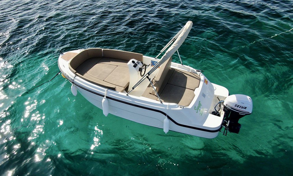 Aqua24 de Lizard Boats en Ibiza