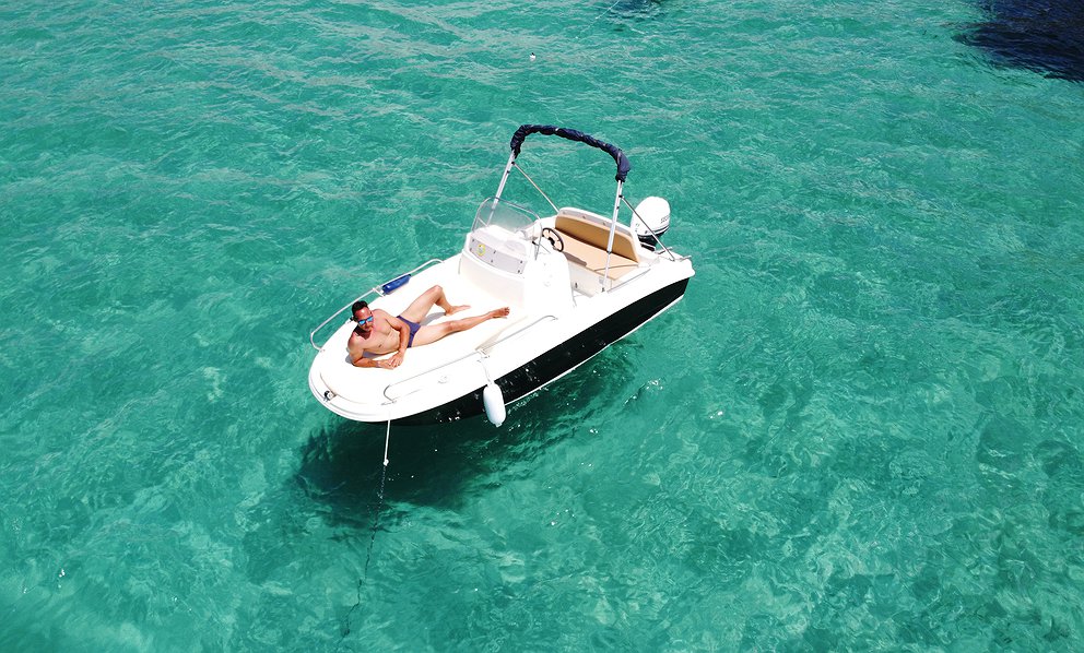 REMUS 450 de Lizard Boats en Ibiza