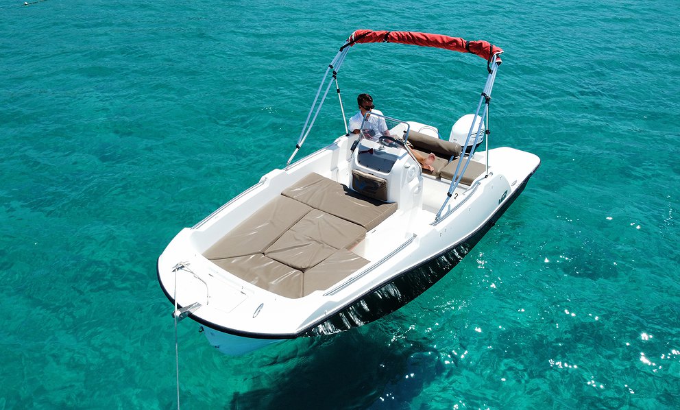 V2 5.0 de Lizard Boats en Ibiza